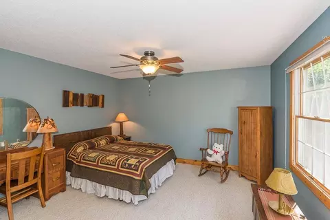 Bedroom - 1399 E Pointe Dr, Brainerd, MN 56401 photo 2 of 4
