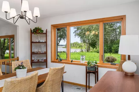 Dining - 719 S 64th Ave W, Duluth, MN 55807 photo 3 of 4