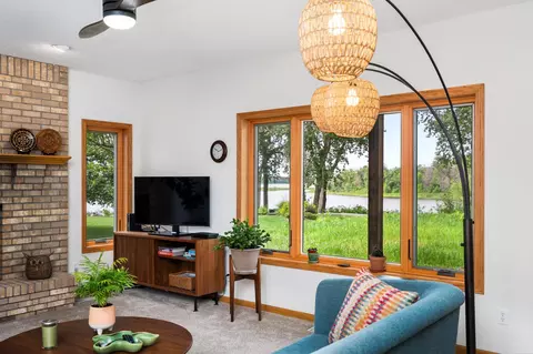 Living - 719 S 64th Ave W, Duluth, MN 55807 photo 5 of 6