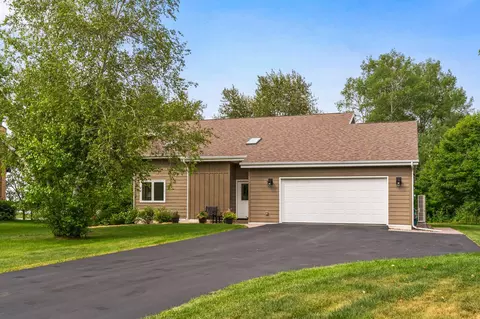Exterior - 719 S 64th Ave W, Duluth, MN 55807 photo 5 of 10