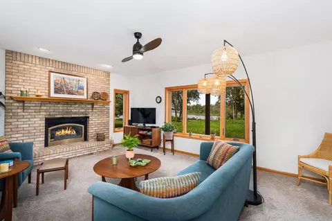 Living - 719 S 64th Ave W, Duluth, MN 55807 photo 3 of 6