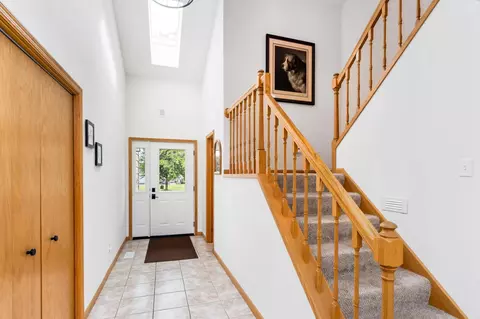 Entry Way - 719 S 64th Ave W, Duluth, MN 55807 photo 2 of 6
