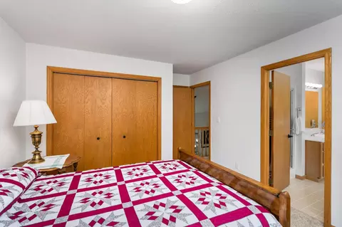 Bedroom - 719 S 64th Ave W, Duluth, MN 55807 photo 8 of 8