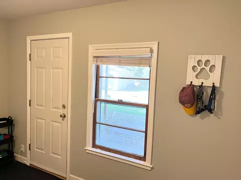 Entry Way - 805 Highland Rd, Windom, MN 56101 photo 3 of 4