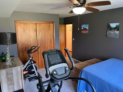 Bedroom - 805 Highland Rd, Windom, MN 56101 photo 5 of 7