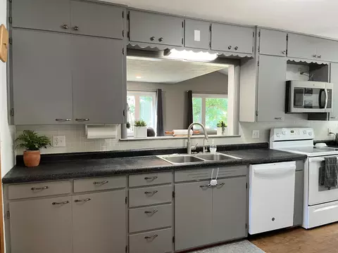 Kitchen - 805 Highland Rd, Windom, MN 56101 photo 1 of 5