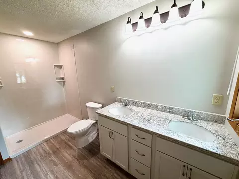 Bath - 305 W 3rd St, Winthrop, MN 55396 photo 2 of 4