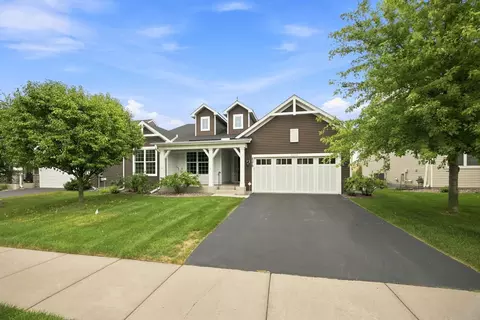 8270 Arrowwood Ln N, Maple Grove, MN 55369