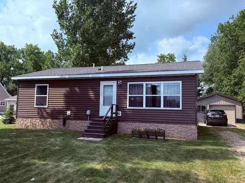 303 1st Ave E, Gary, MN 56545 photo 2