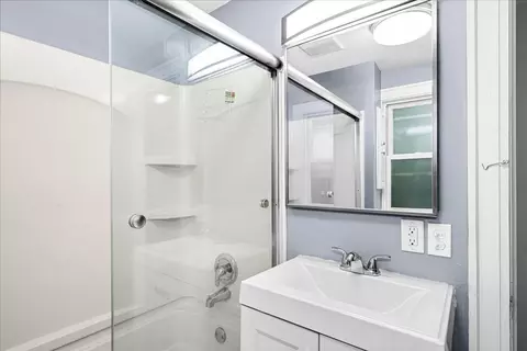 Bath - 30 W Arrowhead Rd, Duluth, MN 55803 photo 2 of 2