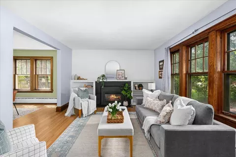 Living - 30 W Arrowhead Rd, Duluth, MN 55803 photo 1 of 4