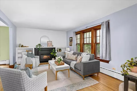 Living - 30 W Arrowhead Rd, Duluth, MN 55803 photo 4 of 4