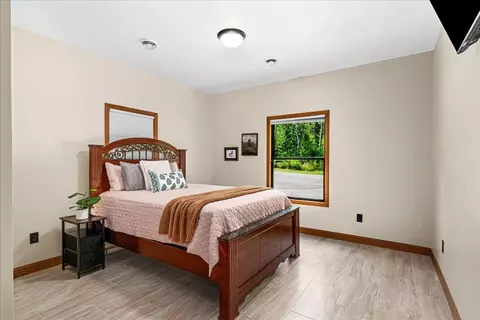 Bedroom - 5841 Spruce Ln, Duluth, MN 55811 photo 3 of 4