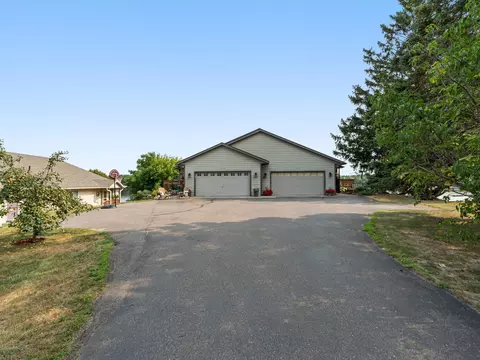 Exterior - 1708 13th Ave NE, Brainerd, MN 56401 photo 6 of 6
