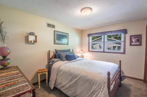 Bedroom - 944 Longview Dr, Saint Cloud, MN 56304 photo 3 of 7