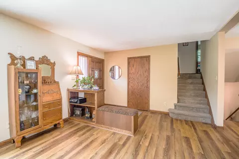 Entry Way - 944 Longview Dr, Saint Cloud, MN 56304 photo 1 of 1