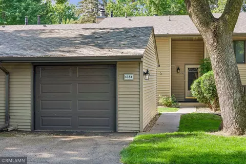 4384 Arden View Ct, Arden Hills, MN 55112