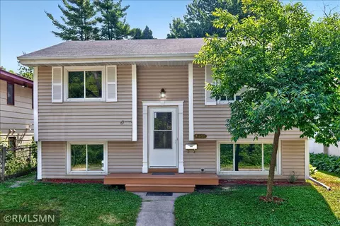 3454 Indiana Ave N, Robbinsdale, MN 55422