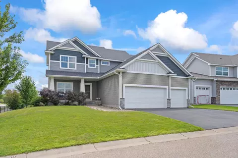 11946 Woodland Pkwy NE, Blaine, MN 55449