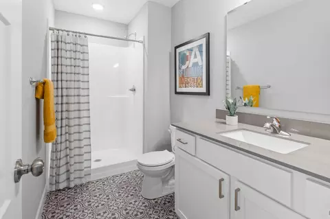 Bath - 810 Walnut Ct, Hanover, MN 55341 photo 3 of 3