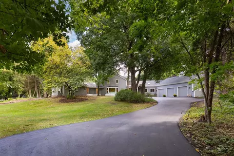 Exterior - 3865 Hillcrest Rd, Deephaven, MN 55391 photo 10 of 10