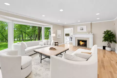 Living - 3865 Hillcrest Rd, Deephaven, MN 55391 photo 1 of 4