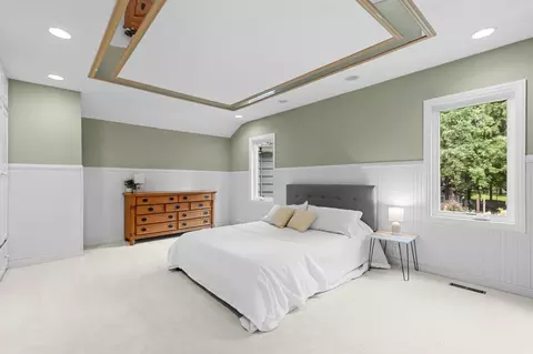Bedroom - 3865 Hillcrest Rd, Deephaven, MN 55391 photo 2 of 6