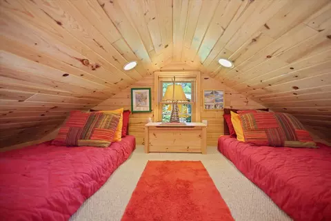 Bedroom - 4431 Cedarock Rd, Tower, MN 55790 photo 3 of 15