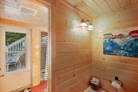 Bath - 4431 Cedarock Rd, Tower, MN 55790 photo 2 of 8
