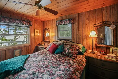 Bedroom - 4431 Cedarock Rd, Tower, MN 55790 photo 7 of 15