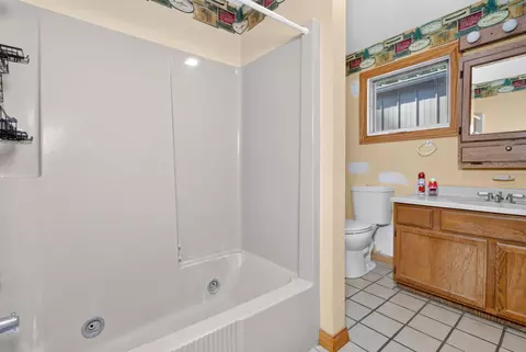 Bath - 100 Cedar St, Bigfork, MN 56628 photo 1 of 2