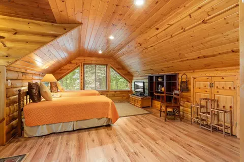 Bedroom - 1304 65th Ave NE, Outing, MN 56662 photo 2 of 3