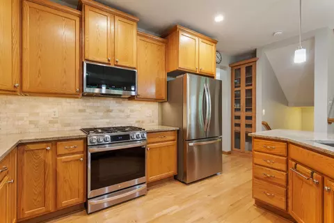 Kitchen - 3457 Couchtown Path, Rosemount, MN 55068 photo 3 of 4