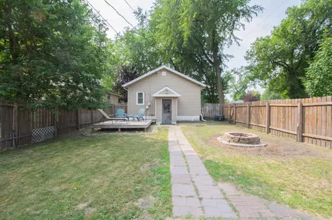 Exterior - 357 15th Ave S, Fargo, ND 58103 photo 3 of 10
