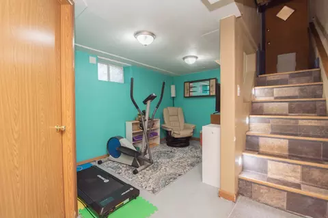 Entry Way - 357 15th Ave S, Fargo, ND 58103 photo 2 of 2