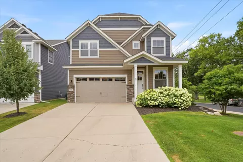 7495 Laurel Pt, Golden Valley, MN 55426