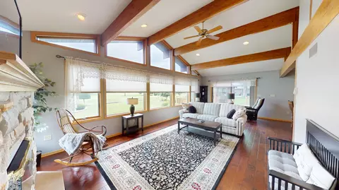 Living - 2017 Highland Ave, Albert Lea, MN 56007 photo 2 of 4