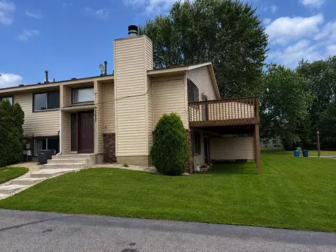 5655 Otter View Trl, White Bear Lake, MN 55110
