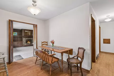 Entry Way - 501 Sumner St E, Northfield, MN 55057 photo 1 of 2
