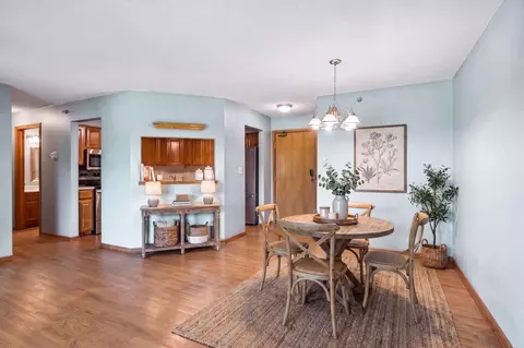 Dining - 3801 W 98th St #209, Bloomington, MN 55431 photo 1 of 1
