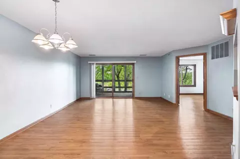 Living - 3801 W 98th St #209, Bloomington, MN 55431 photo 2 of 7