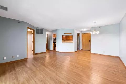 Living - 3801 W 98th St #209, Bloomington, MN 55431 photo 5 of 7