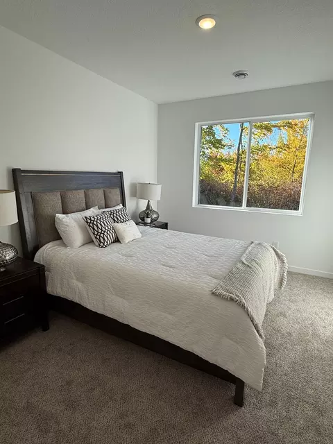 Bedroom - 4381 See Gull Cv, Brainerd, MN 56401 photo 2 of 7