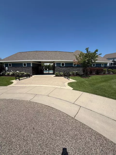 Exterior - 1309 Shadow Creek Curv, Eagan, MN 55123 photo 12 of 17