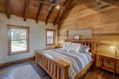 Bedroom - 35537 Moonback Dr, Laporte, MN 56461 photo 1 of 6