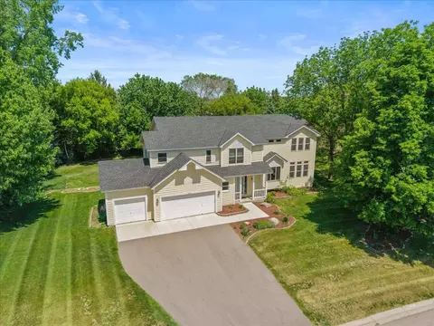 17672 Kettering Trl, Lakeville, MN 55044