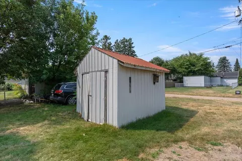 Exterior - 1024 Q St NE, Brainerd, MN 56401 photo 9 of 9
