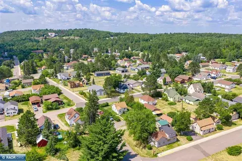 View/Area - 49 Gordon St, Soudan, MN 55782 photo 2 of 3