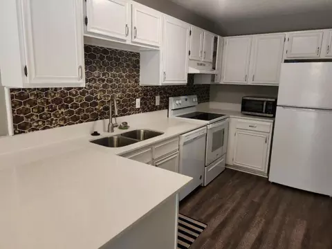 Kitchen - 4444 Woodgate Ct, Eagan, MN 55122 photo 1 of 2