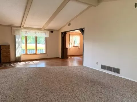Living - 2022 River Rd, Windom, MN 56101 photo 2 of 5